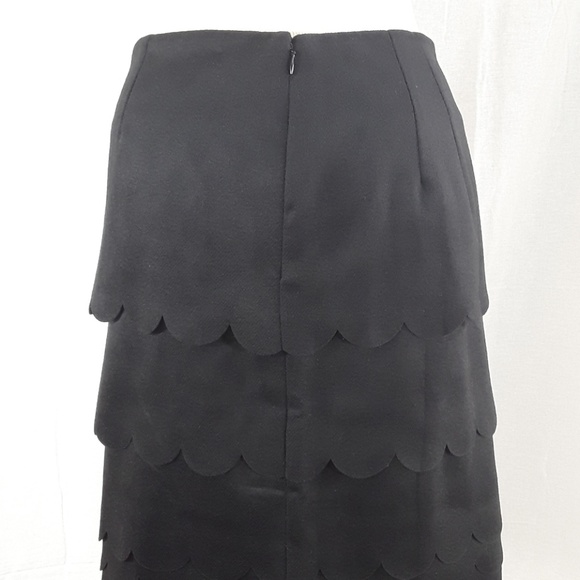 Maeve black skirt with scallop layered pattern - Picture 4 of 5